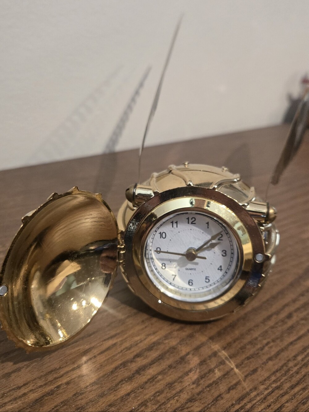 Golden Snitch Clock